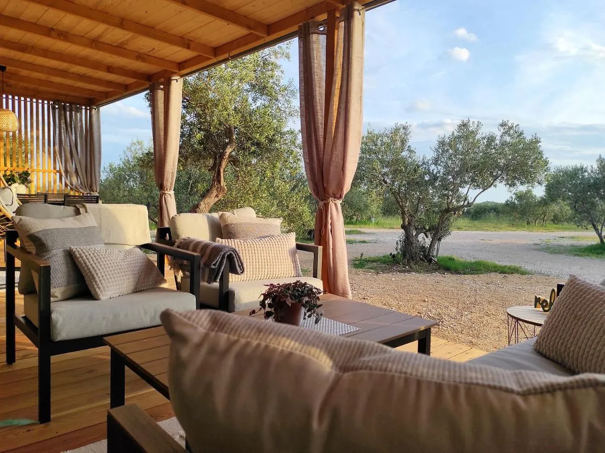 Campsite Zen Zone Premium Mobile Home Drage